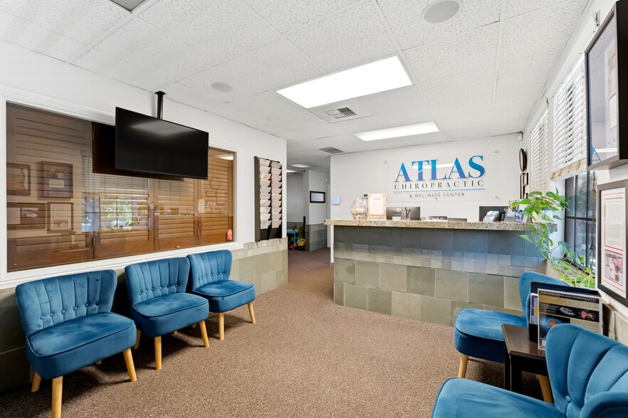 More Photos Of 2900 Bristol St, Costa Mesa Office For Sale