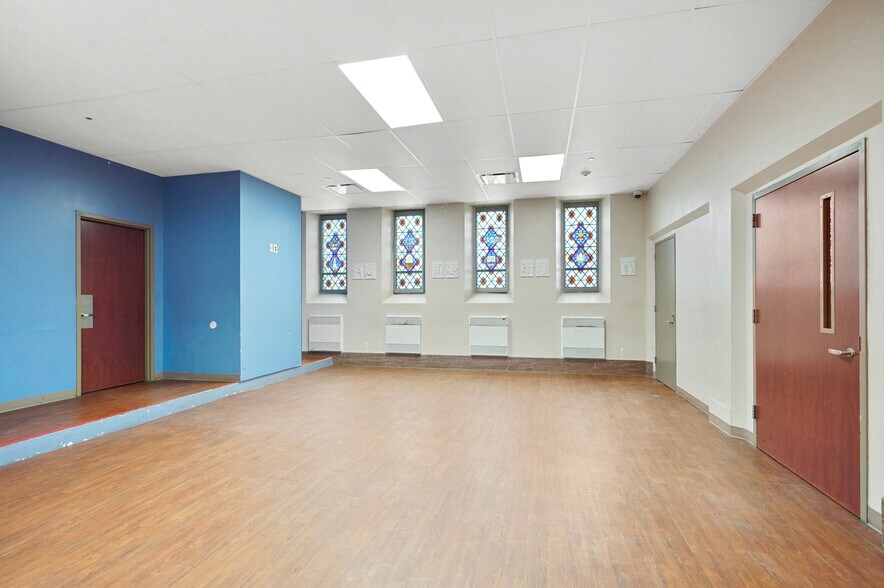 More Photos Of 15255 Mayfield St, Detroit Shelter For Sale