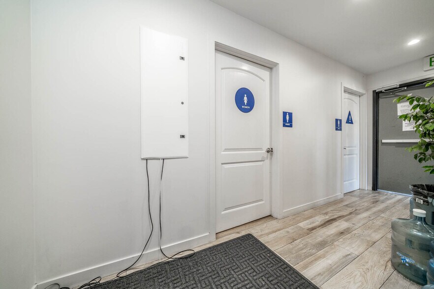 More Photos Of 2503 Beverly Blvd, Los Angeles Medical For Sale