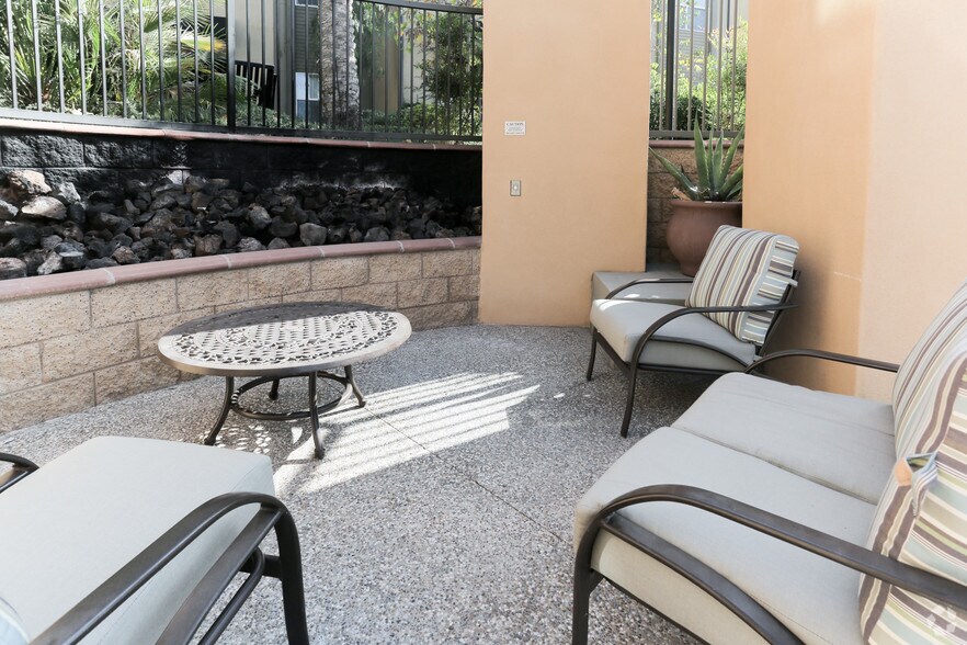 More Photos Of 2855 Foothill Blvd, La Verne Apartments For Lease