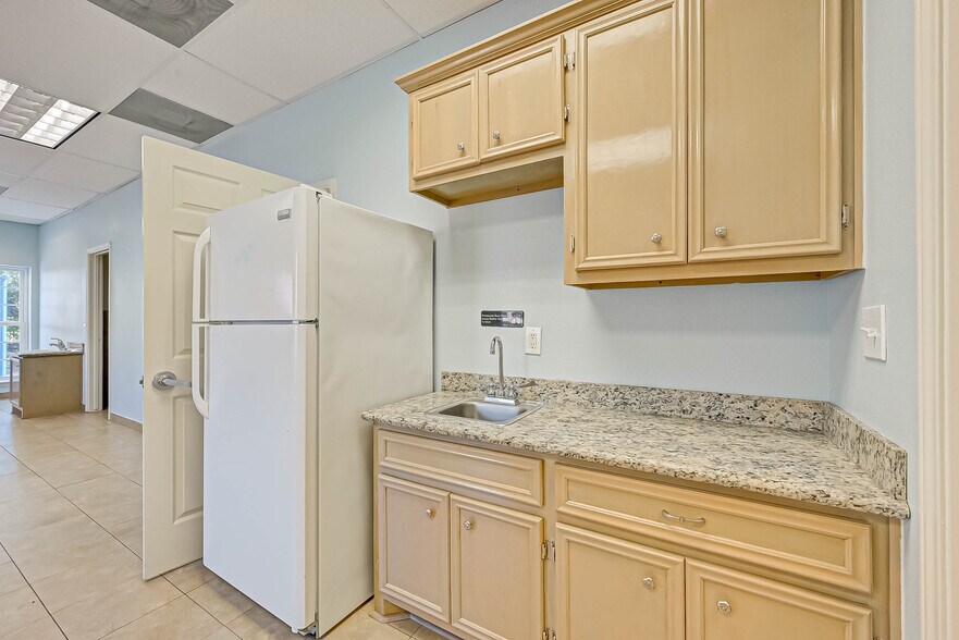 More Photos Of 2105 Cypress Landing Dr, Houston Daycare Center For Sale