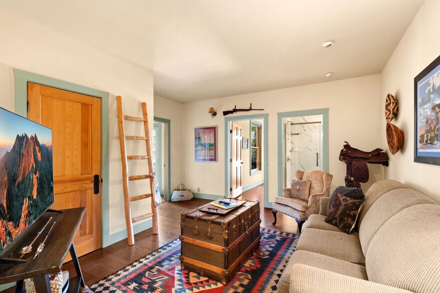 More Photos Of 622 Bristlecone Dr, Ridgway Flex For Sale