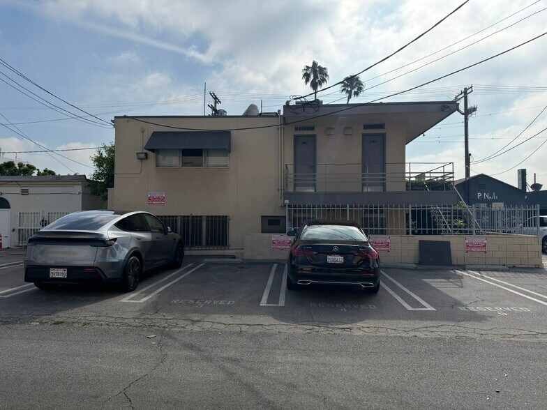 More Photos Of 1145-1147 S Robertson Blvd, Los Angeles Office For Lease