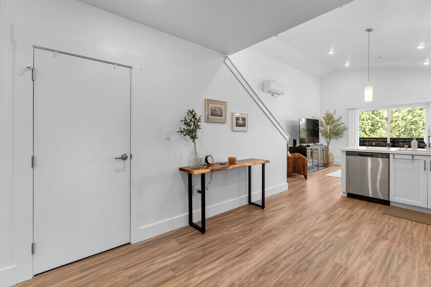 More Photos Of 564 Higuera St, San Luis Obispo Apartments For Sale