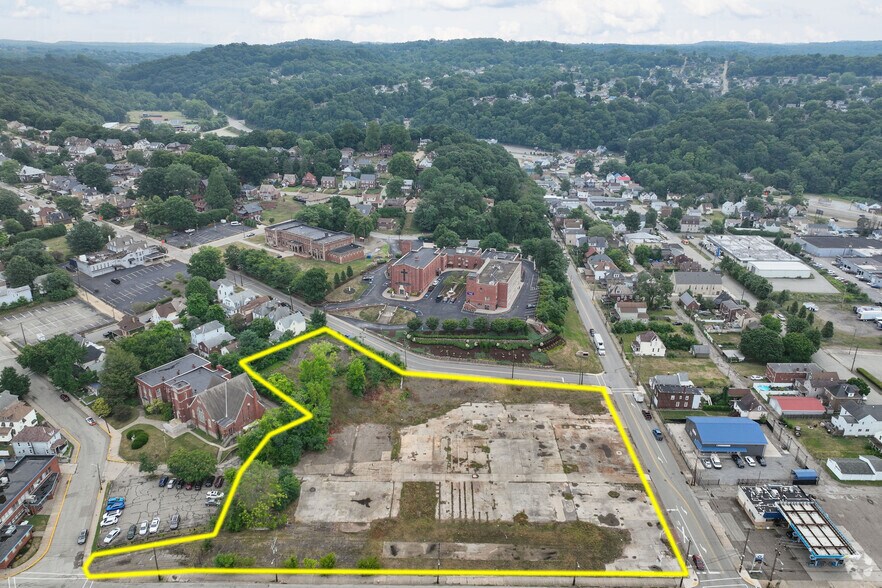 More Photos Of 700 Constitution Blvd, New Kensington Land For Sale