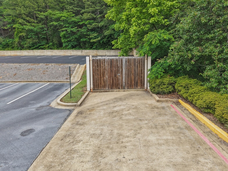 More Photos Of 1090 9th Ave SW, Bessemer Medical For Sale