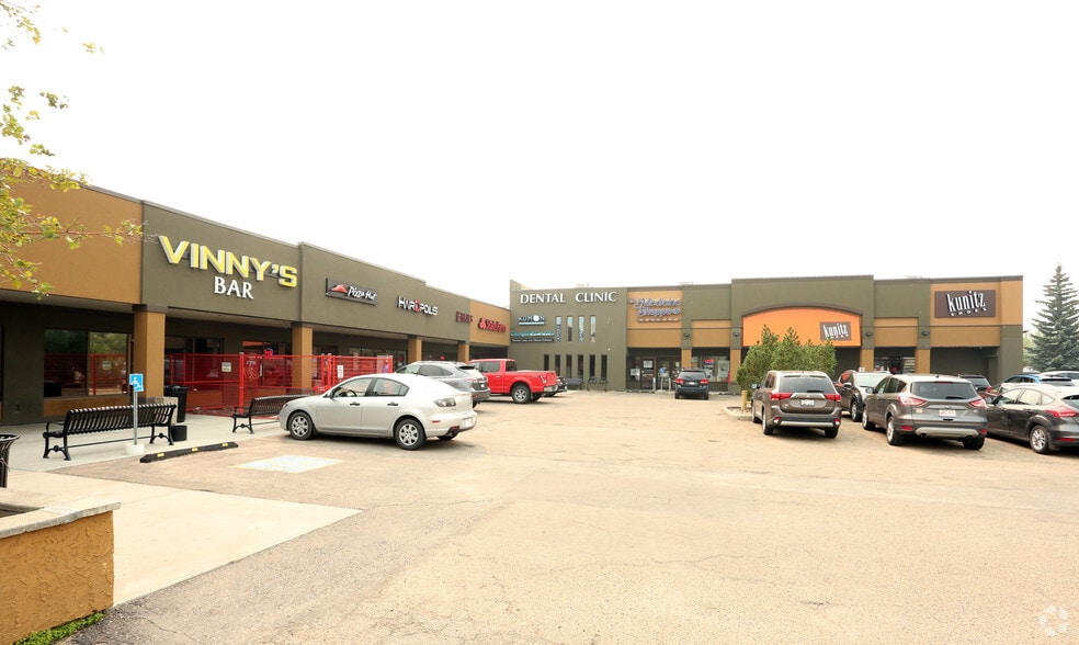 More Photos Of 805 Saddleback Rd NW, Edmonton General Retail For Lease