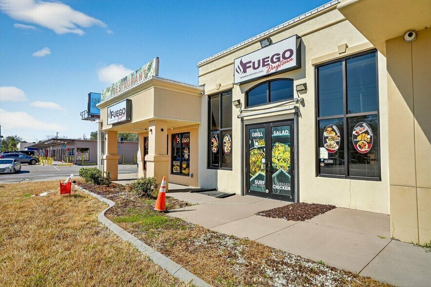 More Photos Of 600 Mason Ave, Daytona Beach Storefront Retail Office For Sale