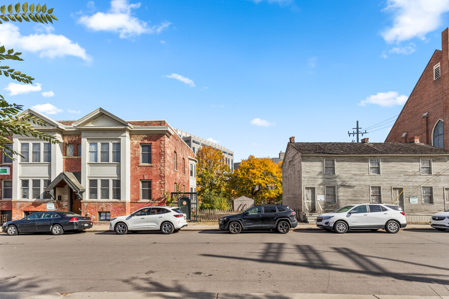 Primary Photo Of 1450 6th St, Detroit Apartments For Sale