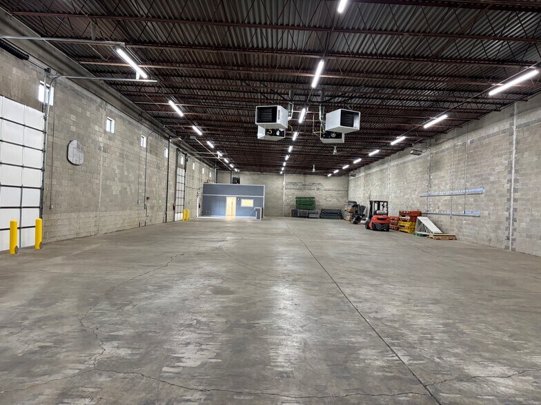 More Photos Of 3411 E 7th Ave, Columbus Warehouse For Lease