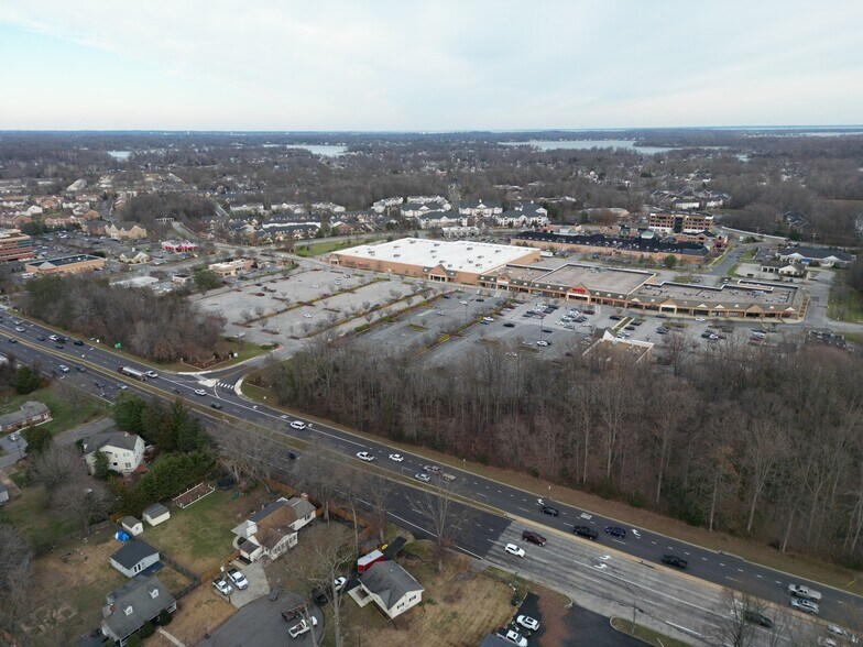 More Photos Of 3211-3295 Solomons Island Rd, Edgewater Unknown For Lease