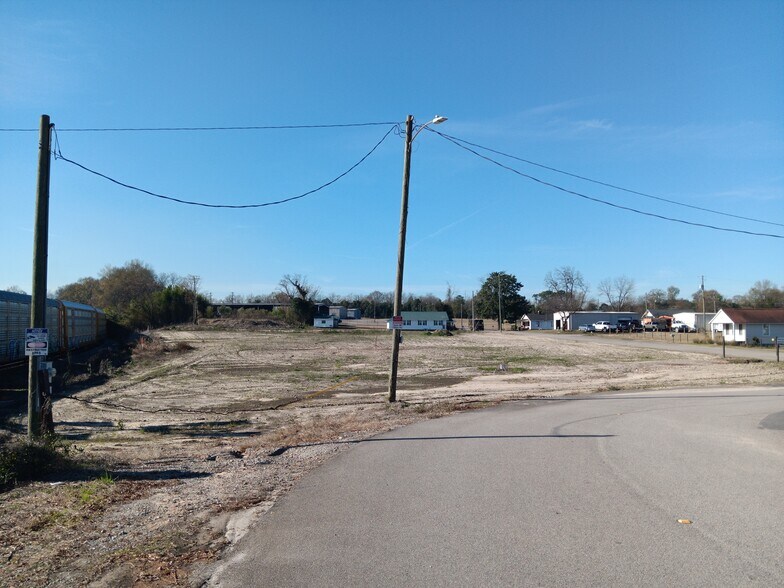 More Photos Of 712 McDuffie St, Cayce Land For Sale