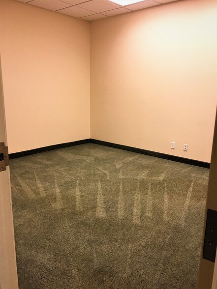 More Photos Of 4270 S Decatur Blvd, Las Vegas Medical For Lease