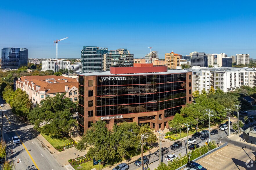 More Photos Of 3102 Maple Ave, Dallas Office For Lease