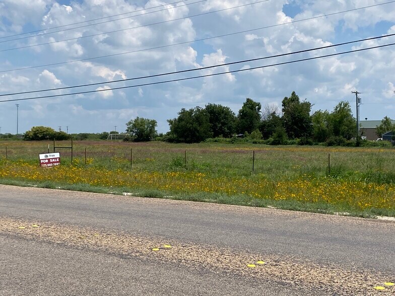 More Photos Of 225 E South 27th St, Abilene Land For Sale