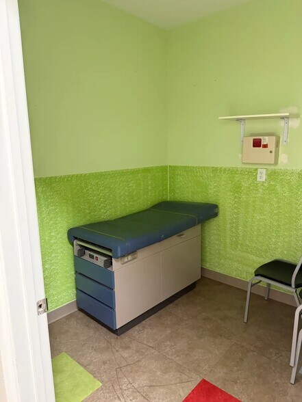 More Photos Of 944 N Columbia St, Covington Rehabilitation Center For Sale