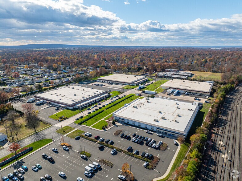 More Photos Of 1 Johnson Dr, Raritan Manufacturing For Lease