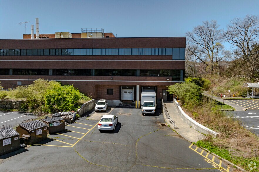 More Photos Of 75 Merritt Blvd, Trumbull Medical For Sale