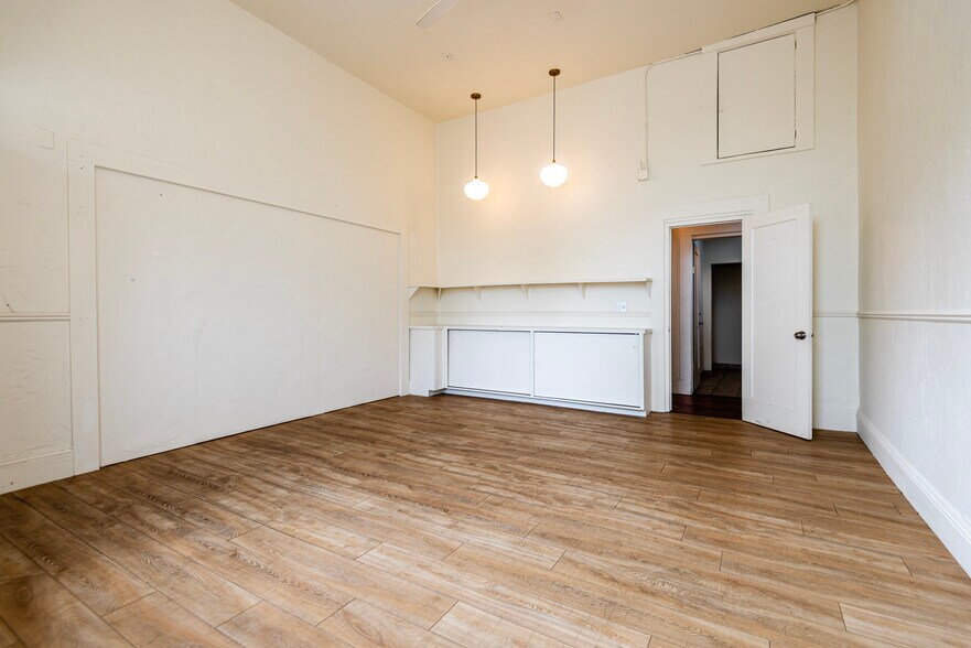 More Photos Of 1129 Soquel Ave, Santa Cruz Freestanding For Lease