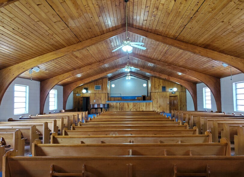 More Photos Of 1840 Thomasville Dr SE, Atlanta Religious Facility For Sale