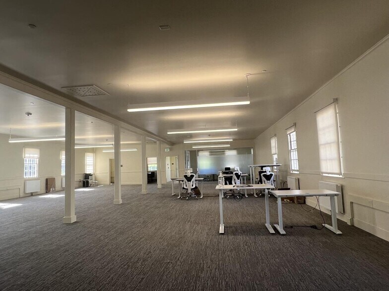 More Photos Of 1163-1167 Gorgas Ave, San Francisco Unknown For Lease
