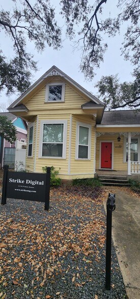 More Photos Of 315 W 9th St, Houston Office For Sale