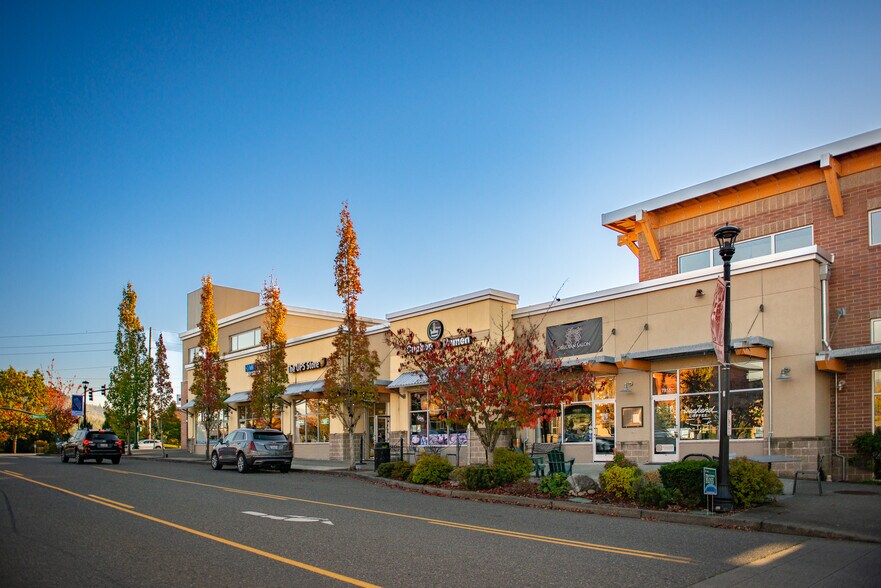 Primary Photo Of 7811-7917 Center Blvd SE, Snoqualmie General Retail For Lease