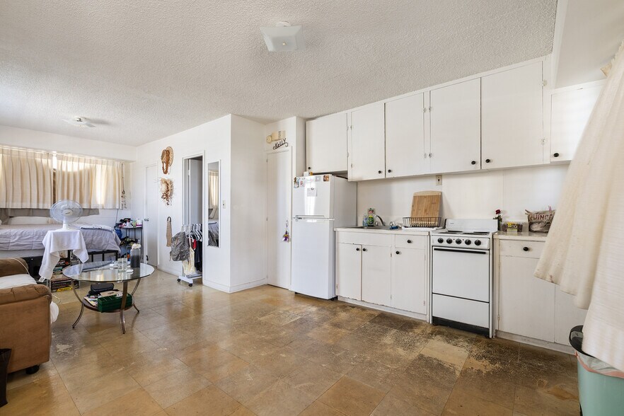 More Photos Of 2318 Lime St, Honolulu Apartments For Sale