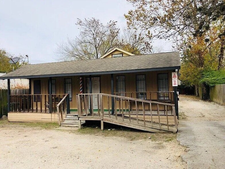 More Photos Of 6516 W Montgomery Rd, Houston Freestanding For Lease
