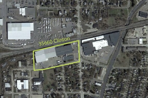 More Photos Of 35660 Clinton St, Wayne Manufacturing For Lease