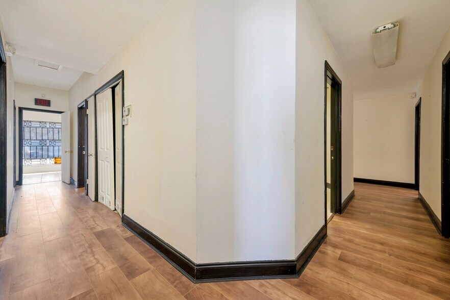 More Photos Of 2200 Evans Ave, Fort Worth Medical For Sale