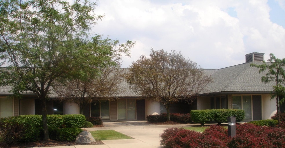 More Photos Of 6631 Commerce Pky, Dublin Light Distribution For Sale