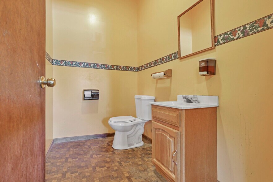 More Photos Of 1900 Winchester Southern Rd, Canal Winchester Winery Vineyard For Sale