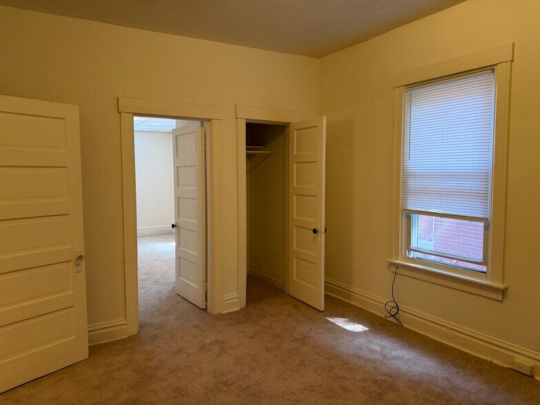 More Photos Of 419 Summit Ave, Hagerstown Apartments For Sale