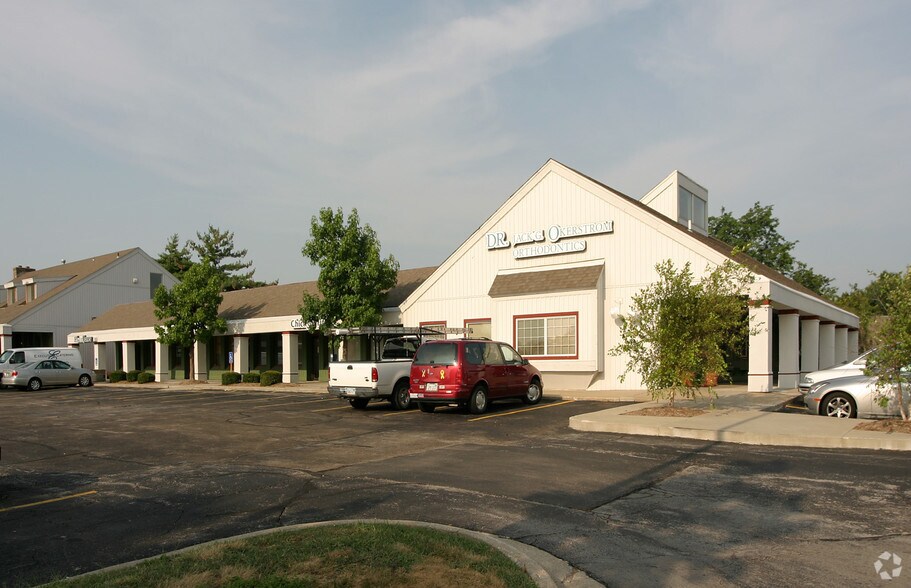 More Photos Of 7936-7936 Quivira Rd, Lenexa Storefront For Lease