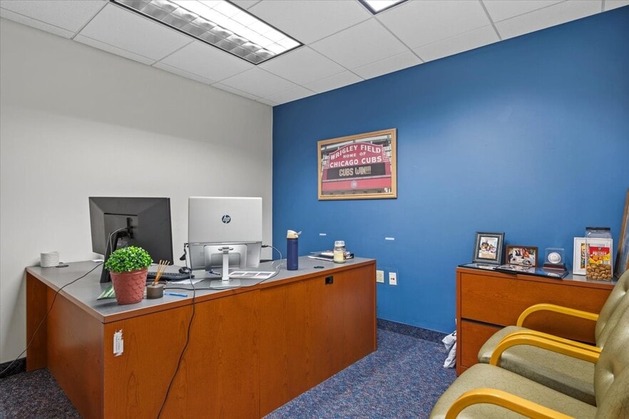 More Photos Of 1124 Centre West Dr, Springfield Office For Lease