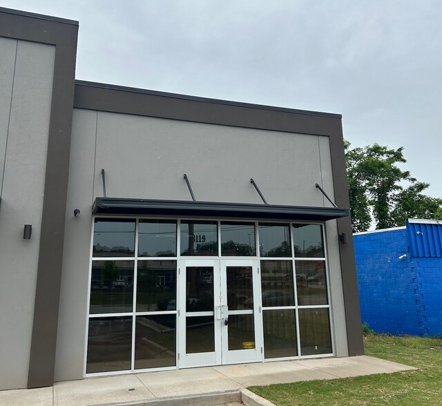 More Photos Of 3119 N Pleasantburg, Greenville General Retail For Lease