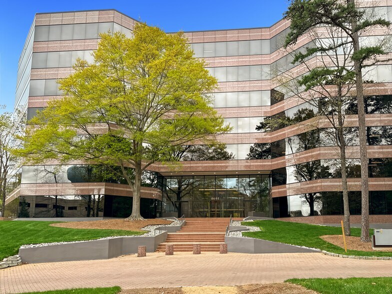 More Photos Of 8601 Six Forks Rd, Raleigh Coworking Space