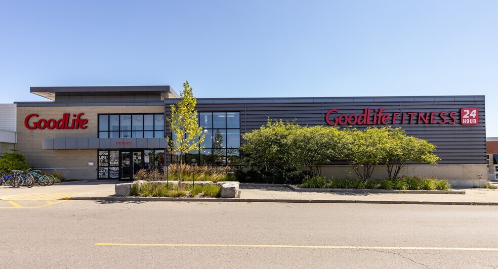 More Photos Of 927 Southdale W rd, London General Retail For Lease