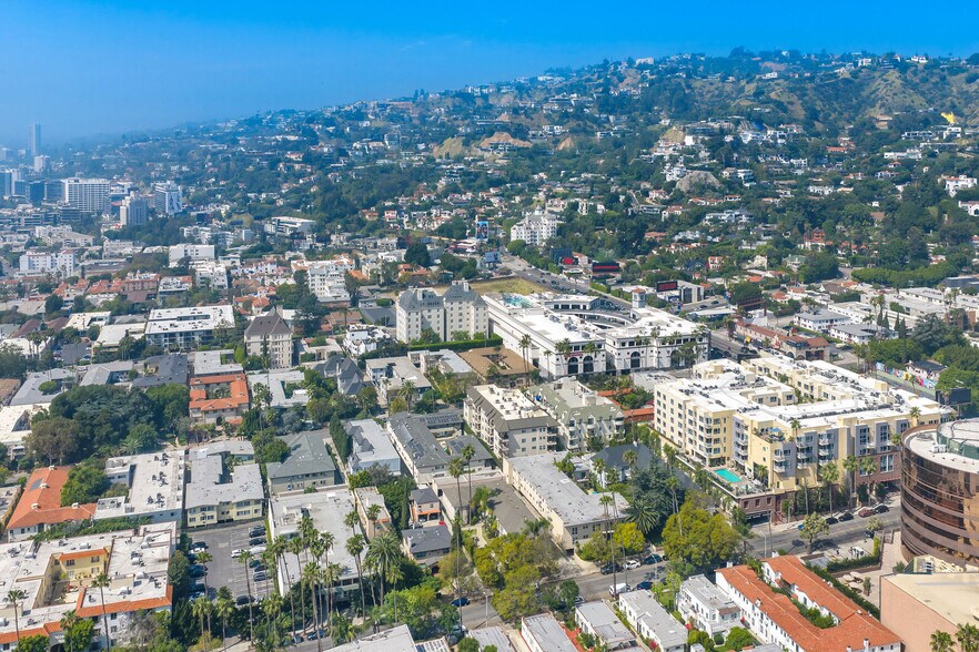 More Photos Of 1425 N Hayworth Ave, West Hollywood Multifamily For Sale