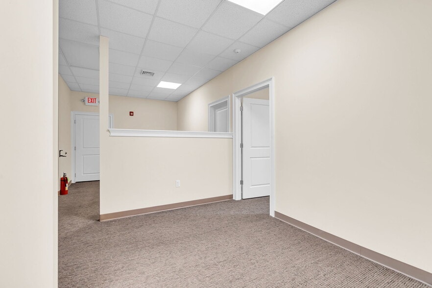More Photos Of 40 Broad St, Eatontown Medical For Sale