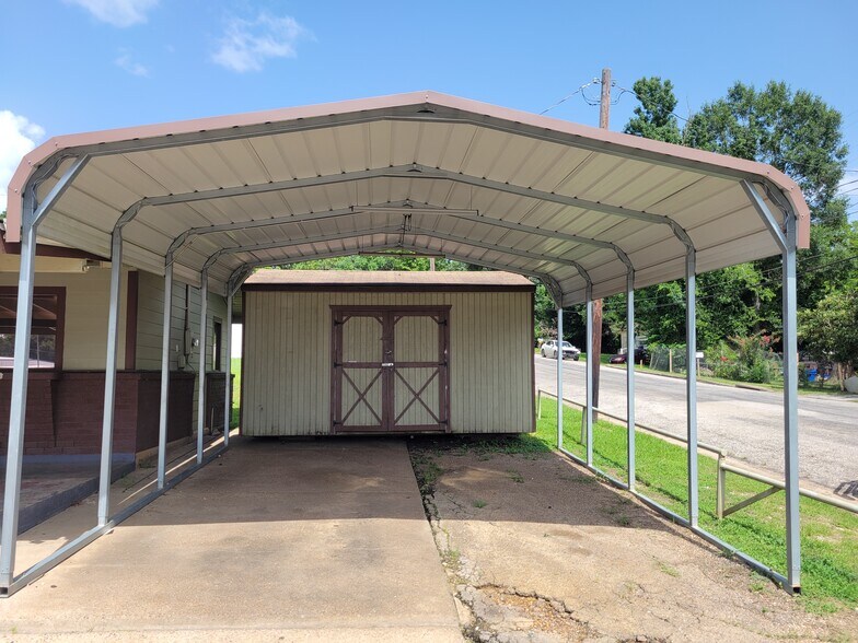 More Photos Of 145 Pan American Dr, Livingston Auto Dealership For Lease
