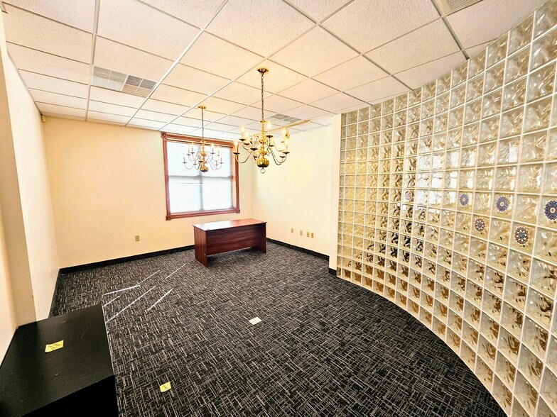 More Photos Of 150 N 2nd St, Hammonton Office For Sale