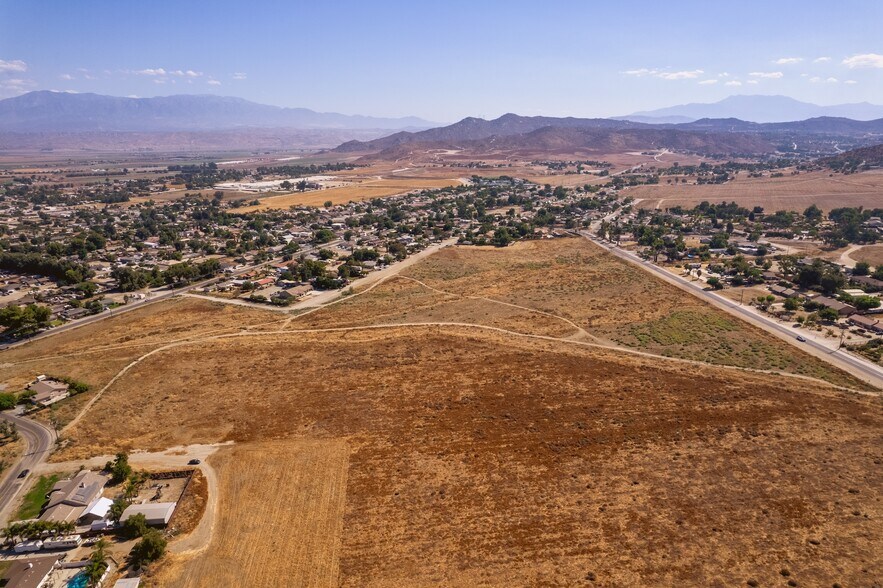 More Photos Of 0 Park Blvd, Nuevo Land For Sale