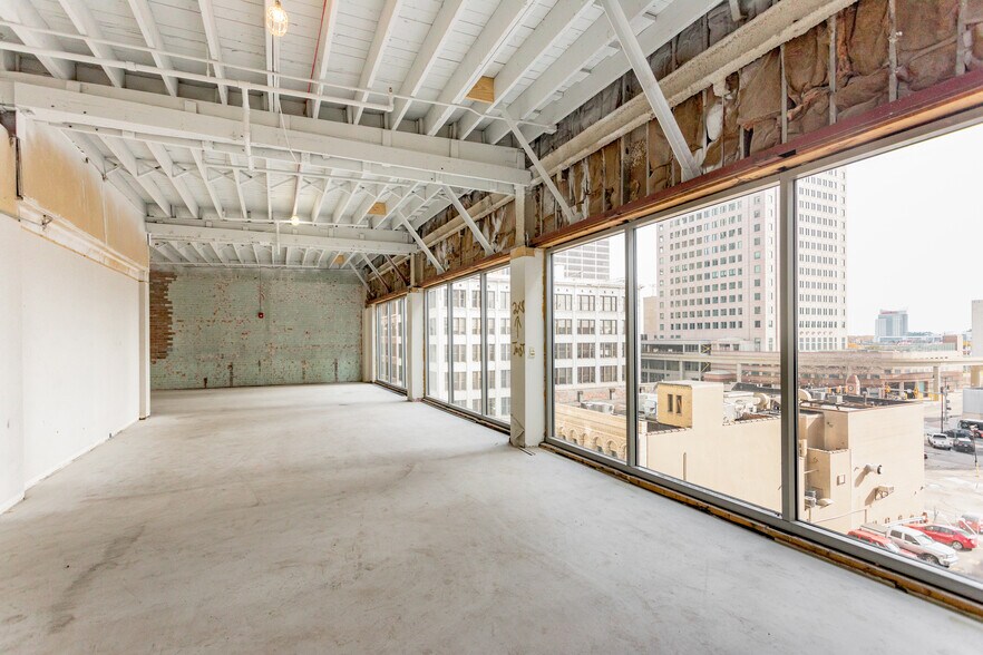 More Photos Of 220 W Congress St, Detroit Office For Lease