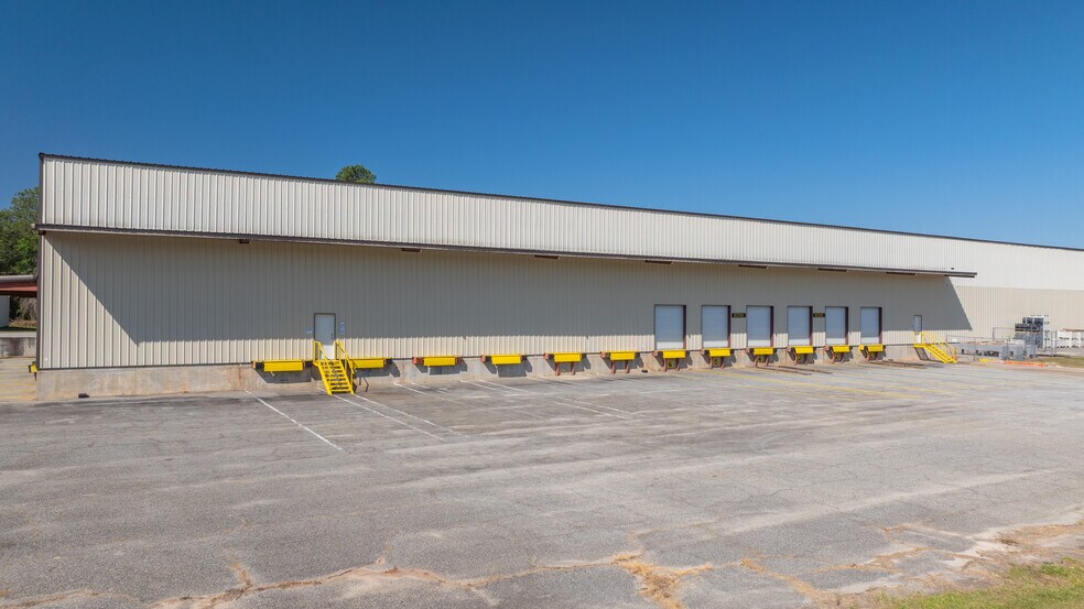 More Photos Of 2476 GA-76 Hwy, Adel Warehouse For Sale
