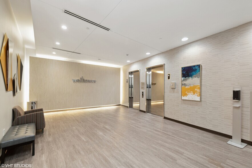 More Photos Of 6957 W Plano Pky, Plano Medical For Lease