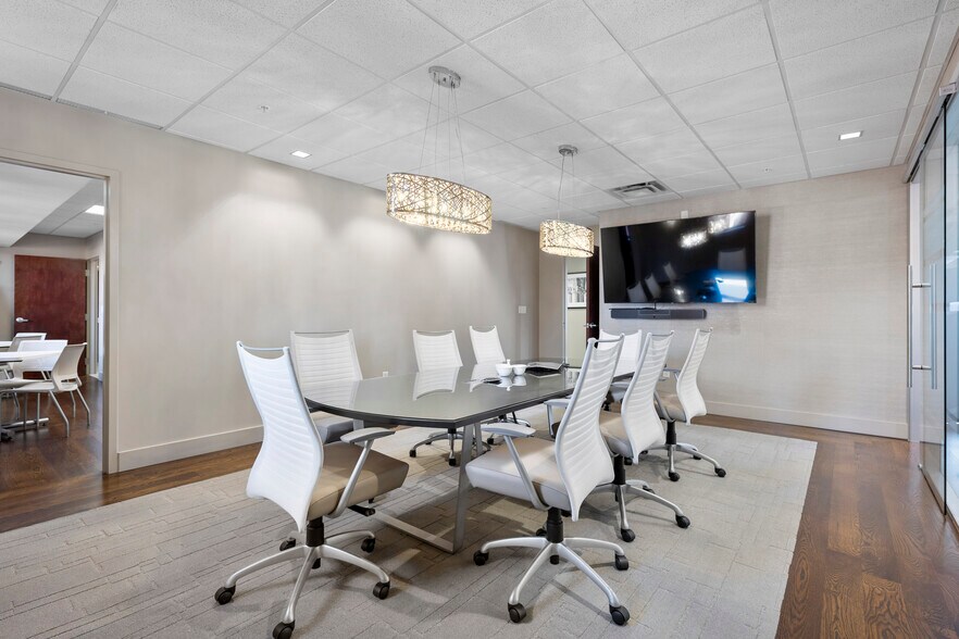 More Photos Of 22 Clinton Ave, Albany Office Residential For Sale