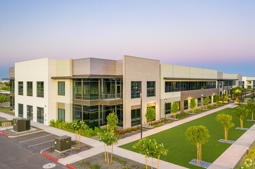 Primary Photo Of SEC Pecos Rd & Gilbert Rd, Gilbert Unknown For Lease