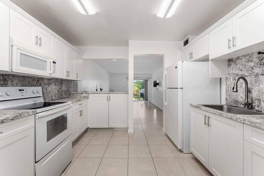 More Photos Of , Hialeah Multifamily For Sale